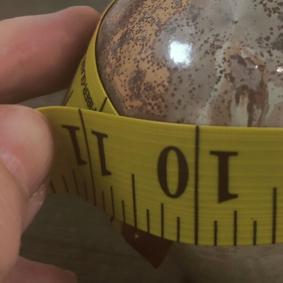 Artist signed narrow neck vase with exquisite glazing in gold, brown & tan. - Picture 3 of 10